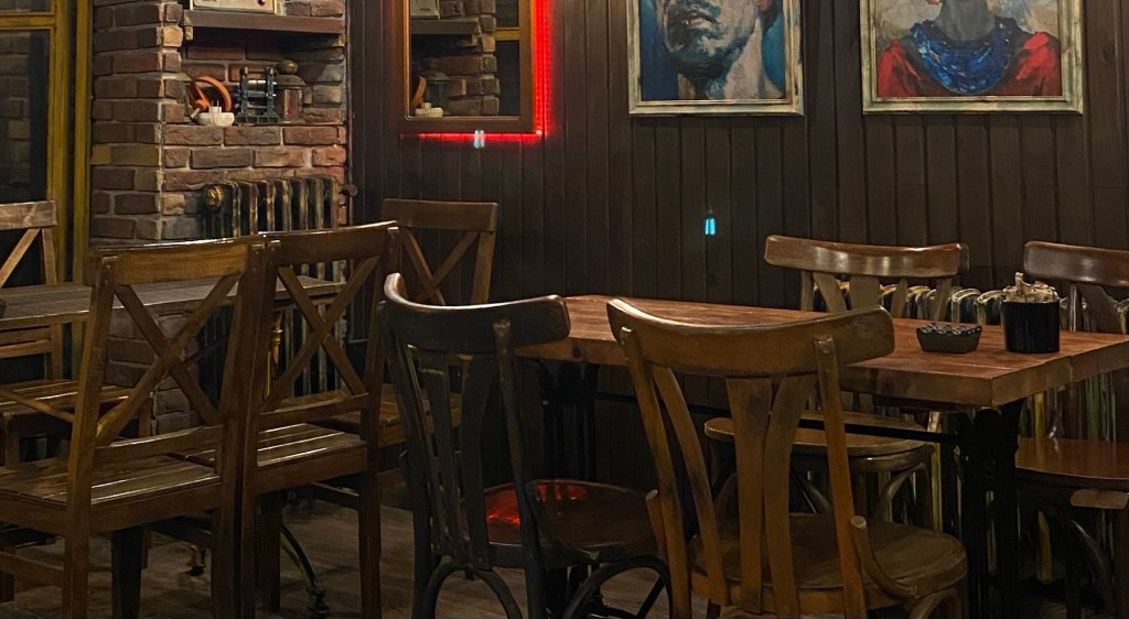 saçlarından yaşamına varmış&nbsp;beyazlar