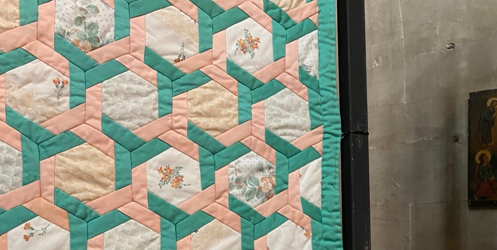 ihanet zincirleri bağlı&nbsp;kapımıza